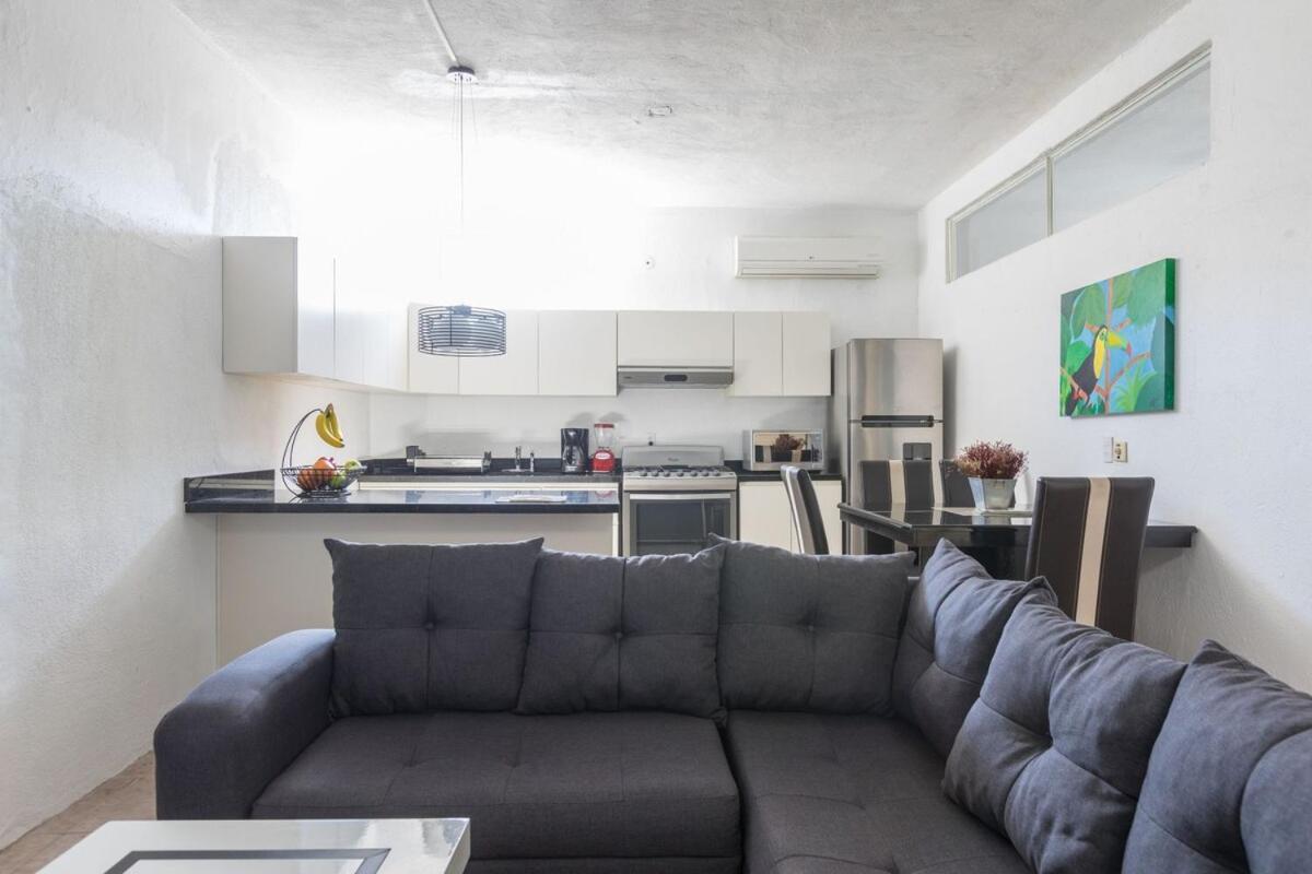 Cozy Near Malecon & With Private Terrace Apartment