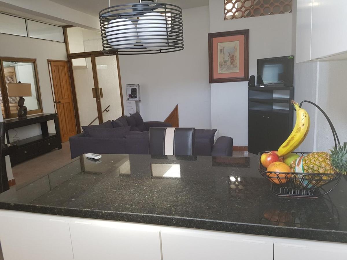 Cozy Near Malecon & With Private Terrace Apartment