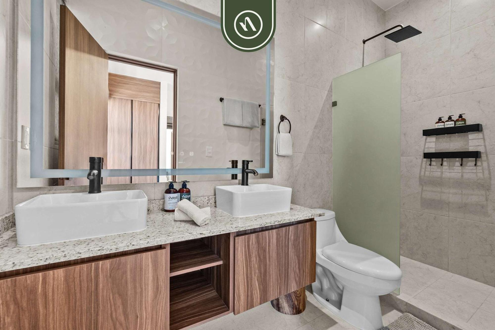 Luxury 2 Bedroom - Downtown - Pool - Sunset In Terrace Apartment *