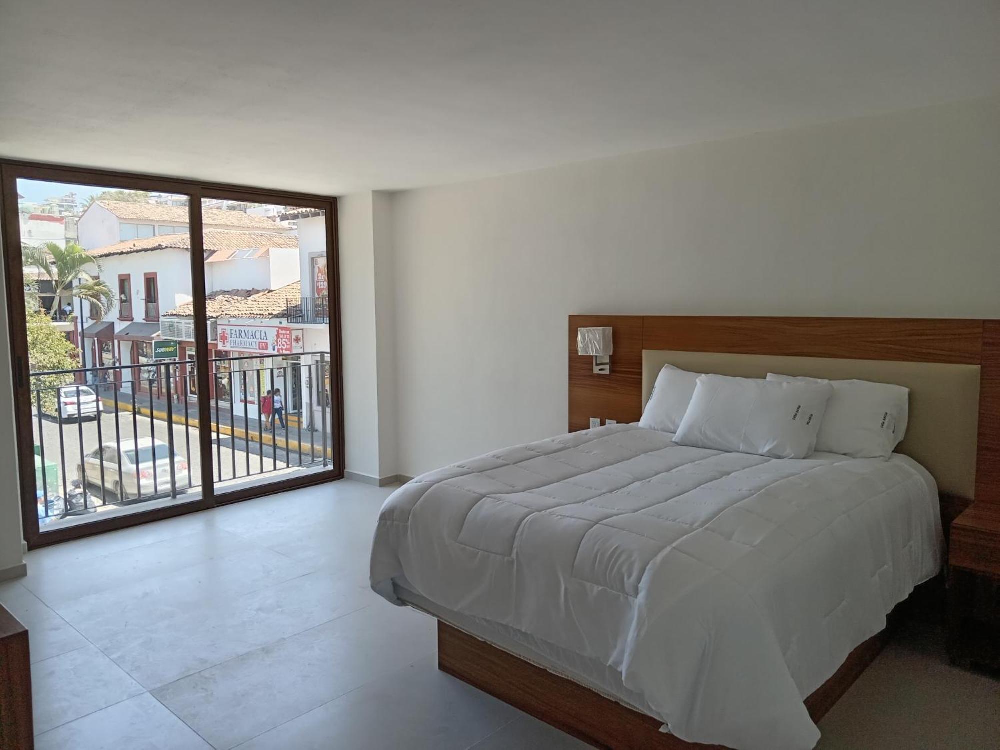 Casa Kavia 3*