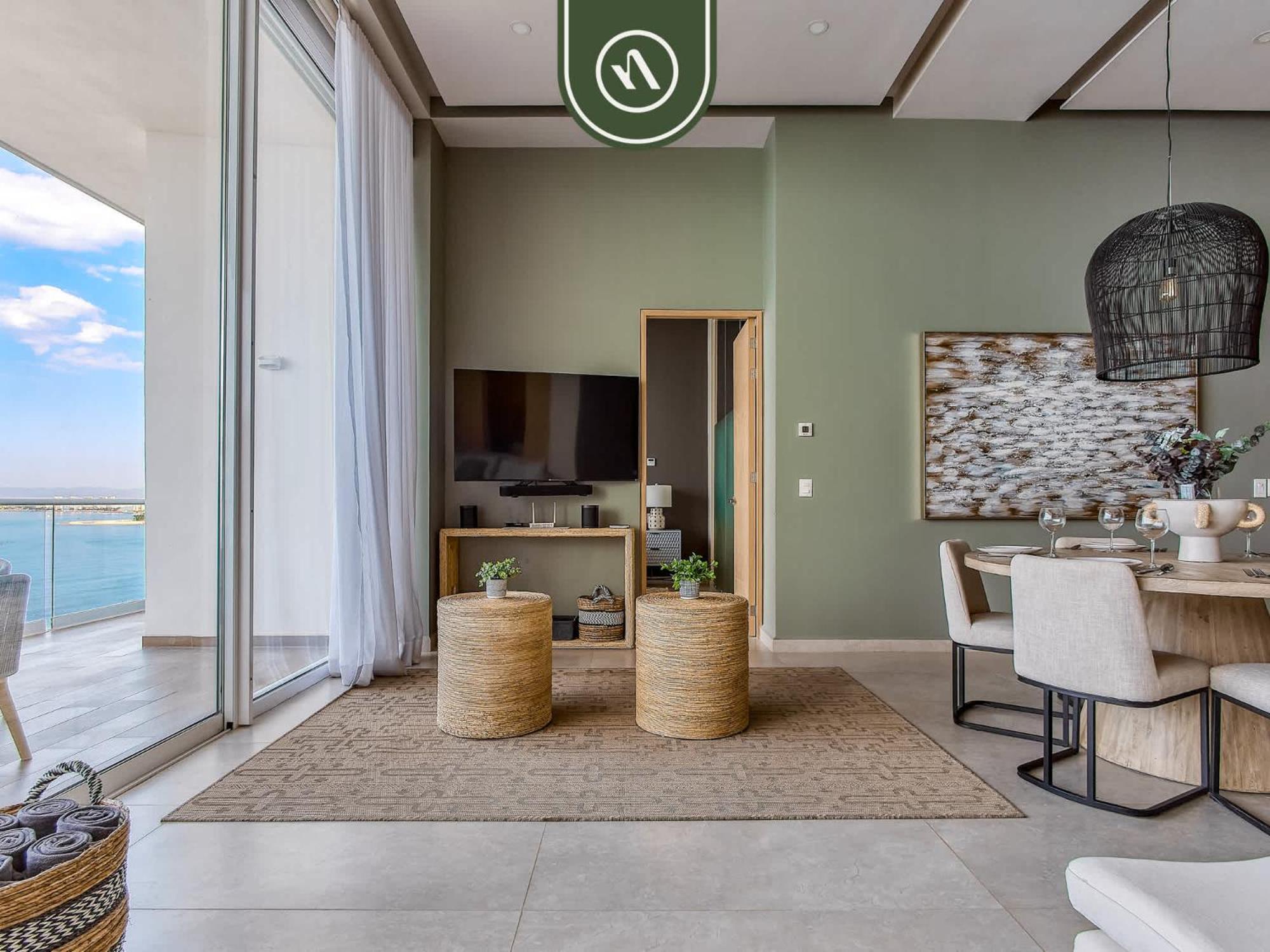 Luxury Oceanfront 3 Bedroom Penthouse - Apartamento *