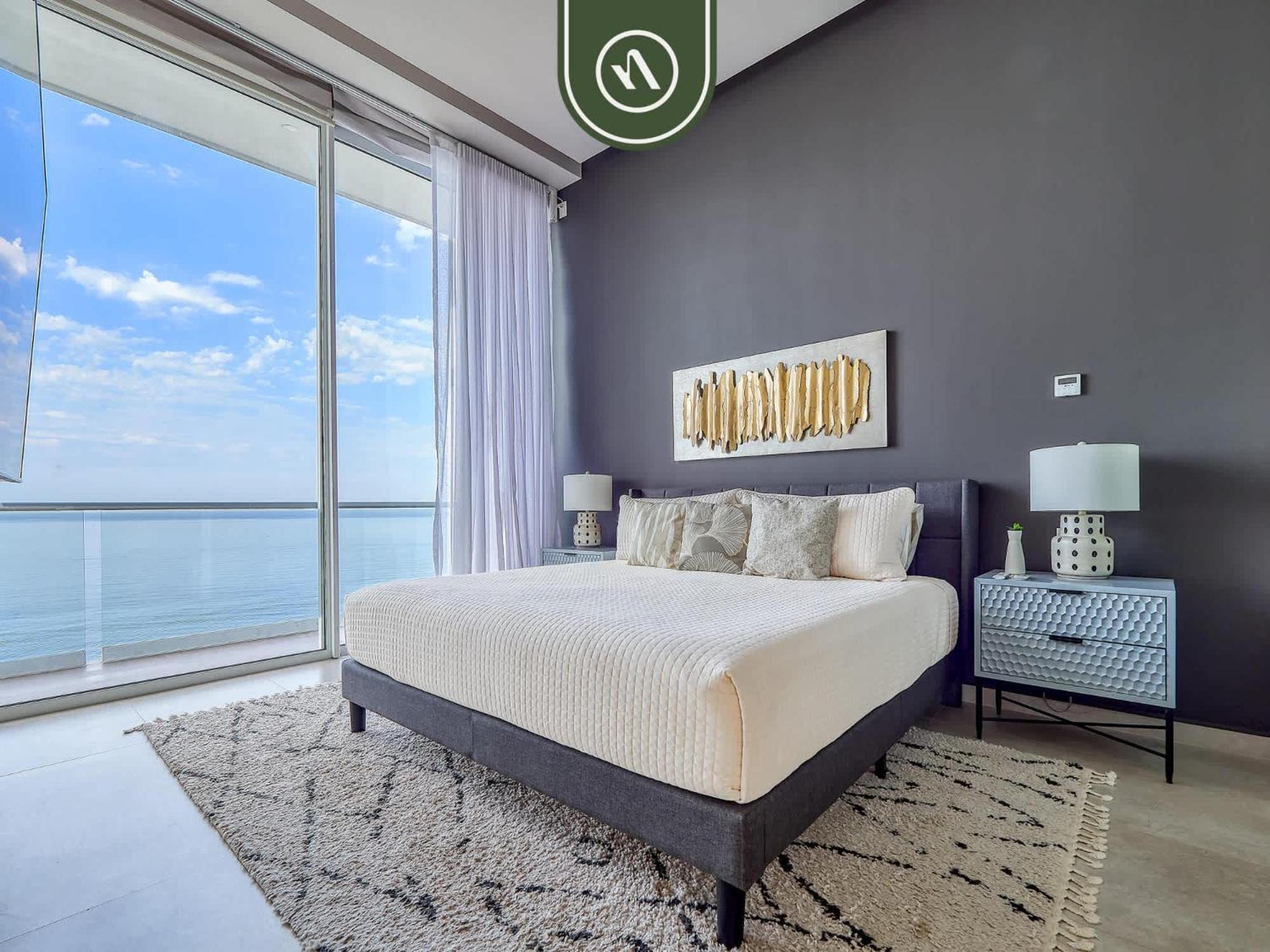 Luxury Oceanfront 3 Bedroom Penthouse - * Puerto Vallarta