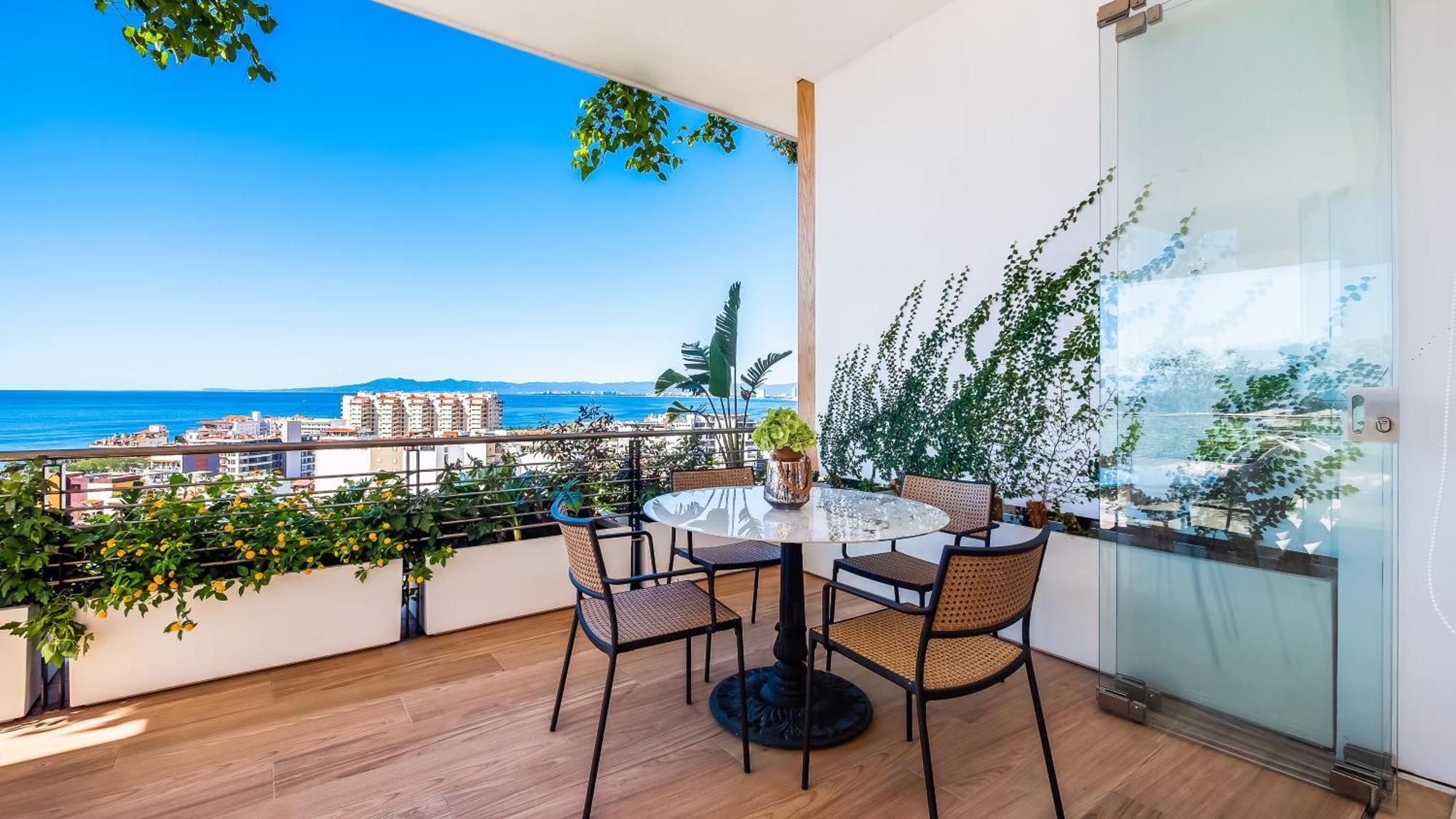 Soho Pv - 608 2 Bedroom Luxury View