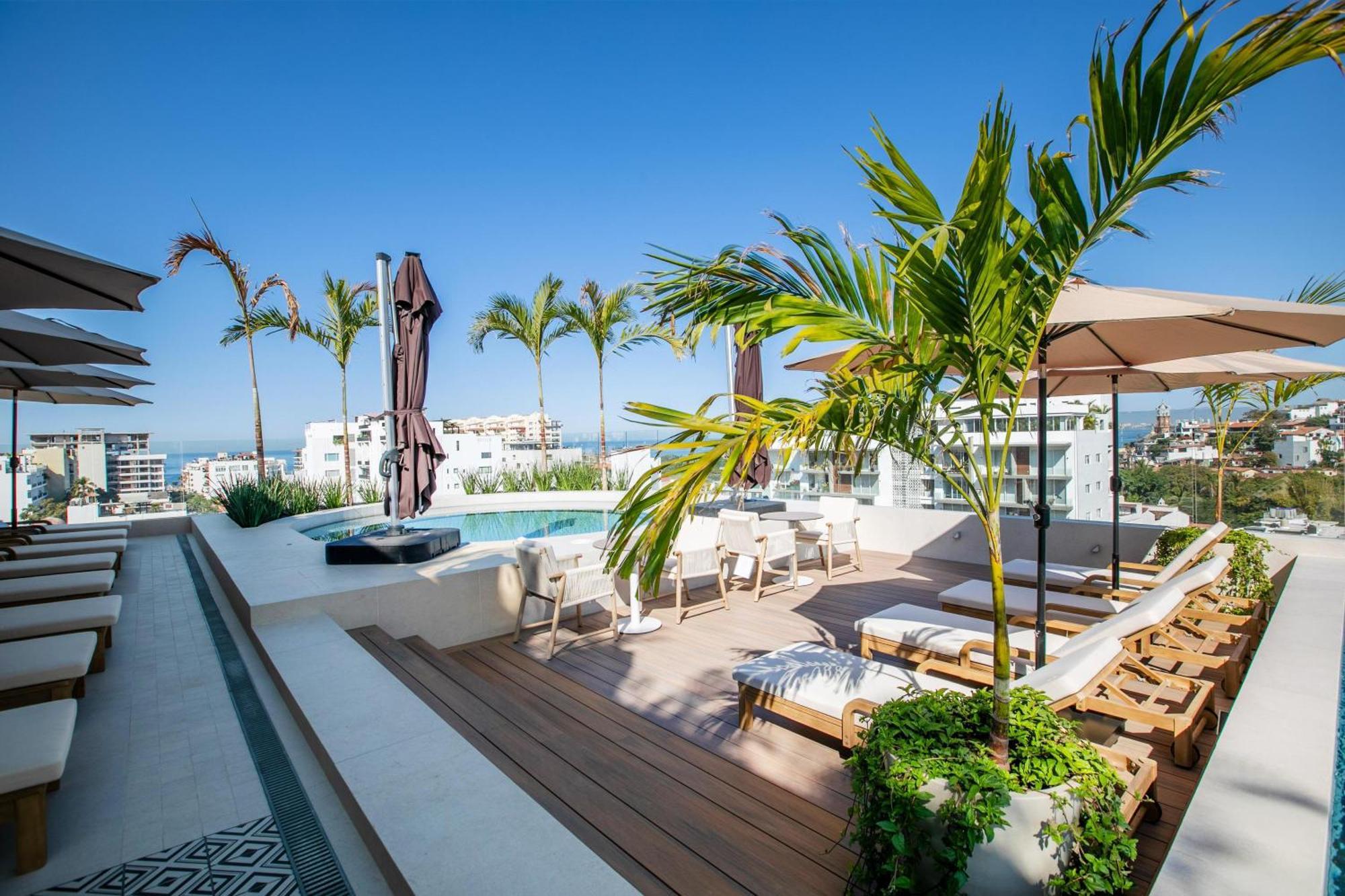 Holiday home Luxury Dvine - Rooftop Pool In Romantic Zone