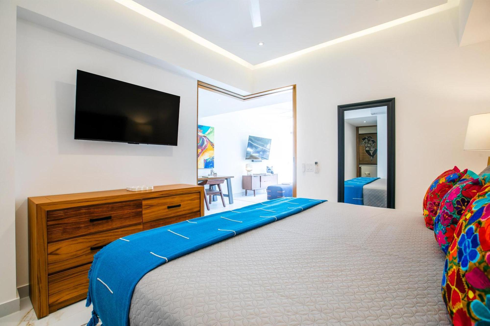 Luxury Dvine - Rooftop Pool In Romantic Zone Holiday home Puerto Vallarta