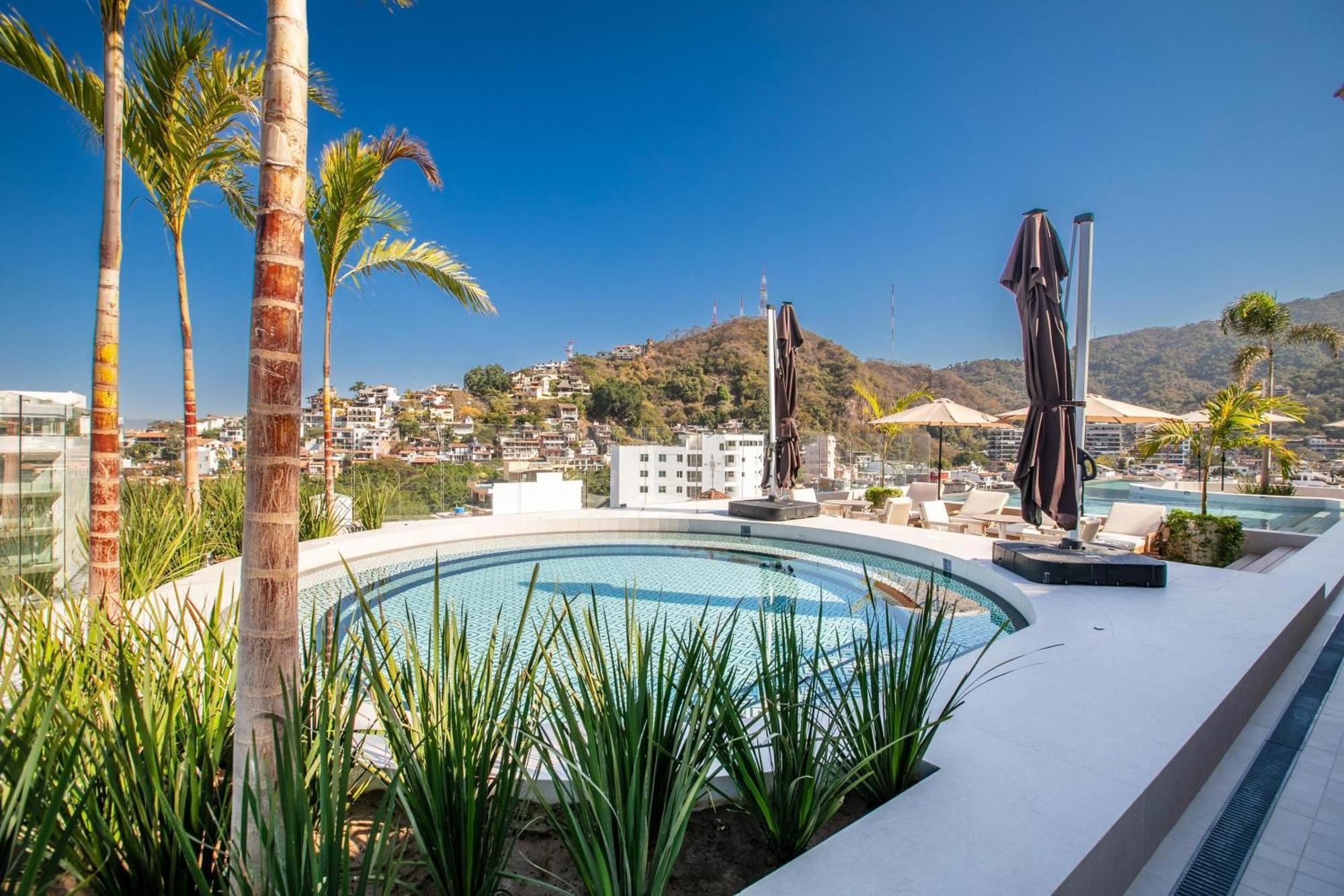 Luxury Dvine - Rooftop Pool In Romantic Zone * Puerto Vallarta