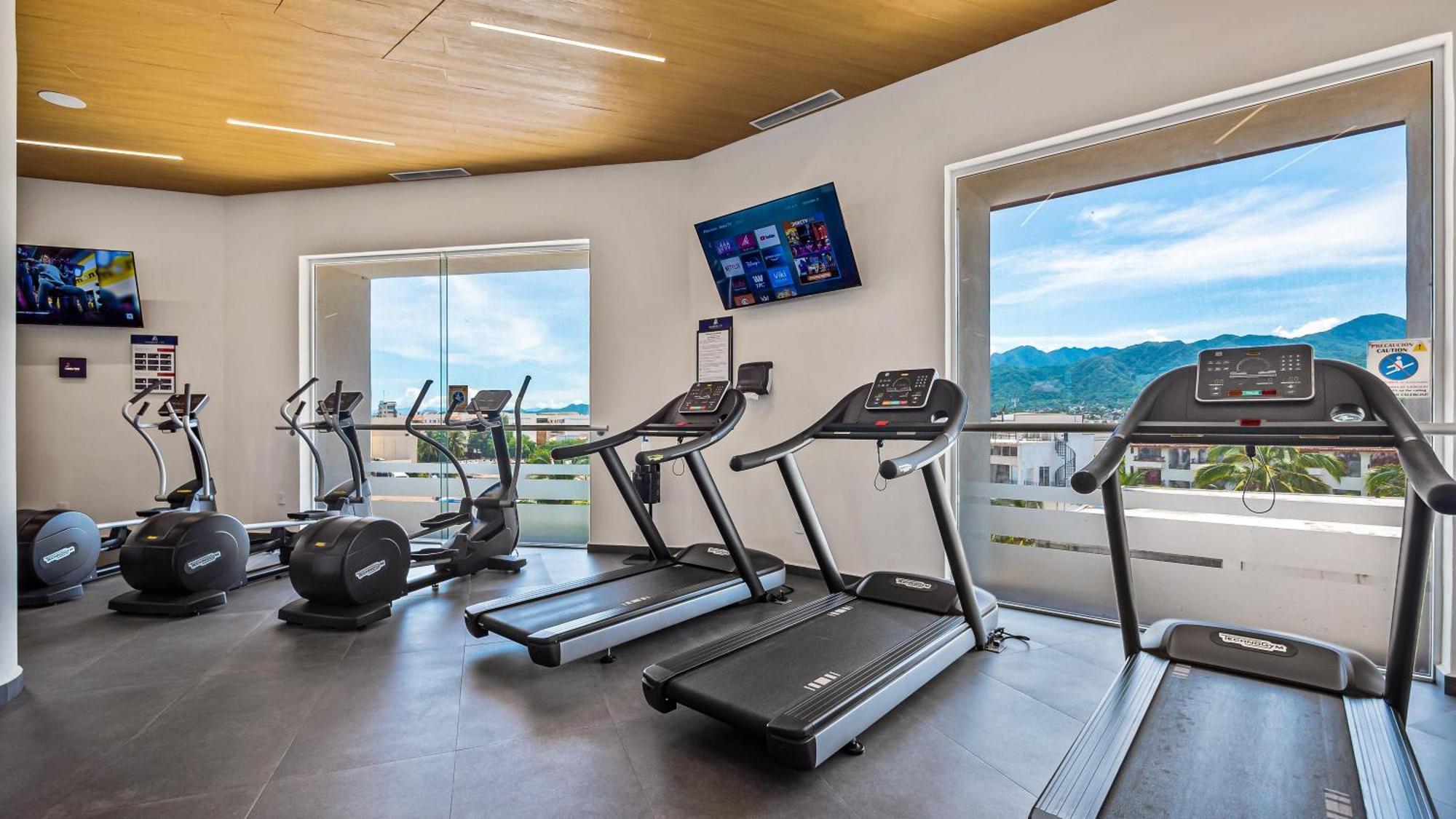 Сasa de vacaciones 2 Bedroom Ocean View Penthouse At Harbor 171 With Lux Amenities *