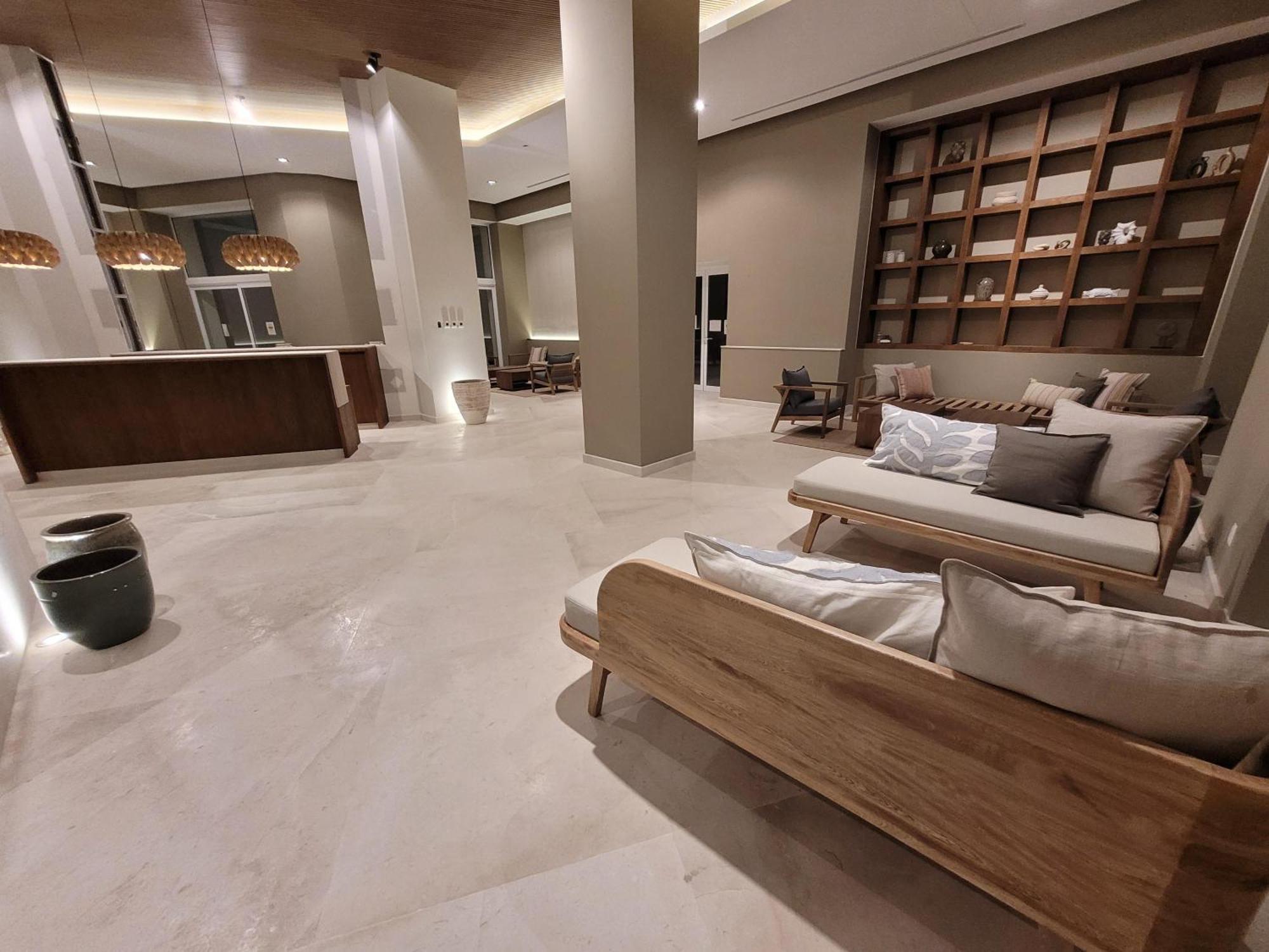 2 Bedroom Ocean View Penthouse At Harbor 171 With Lux Amenities