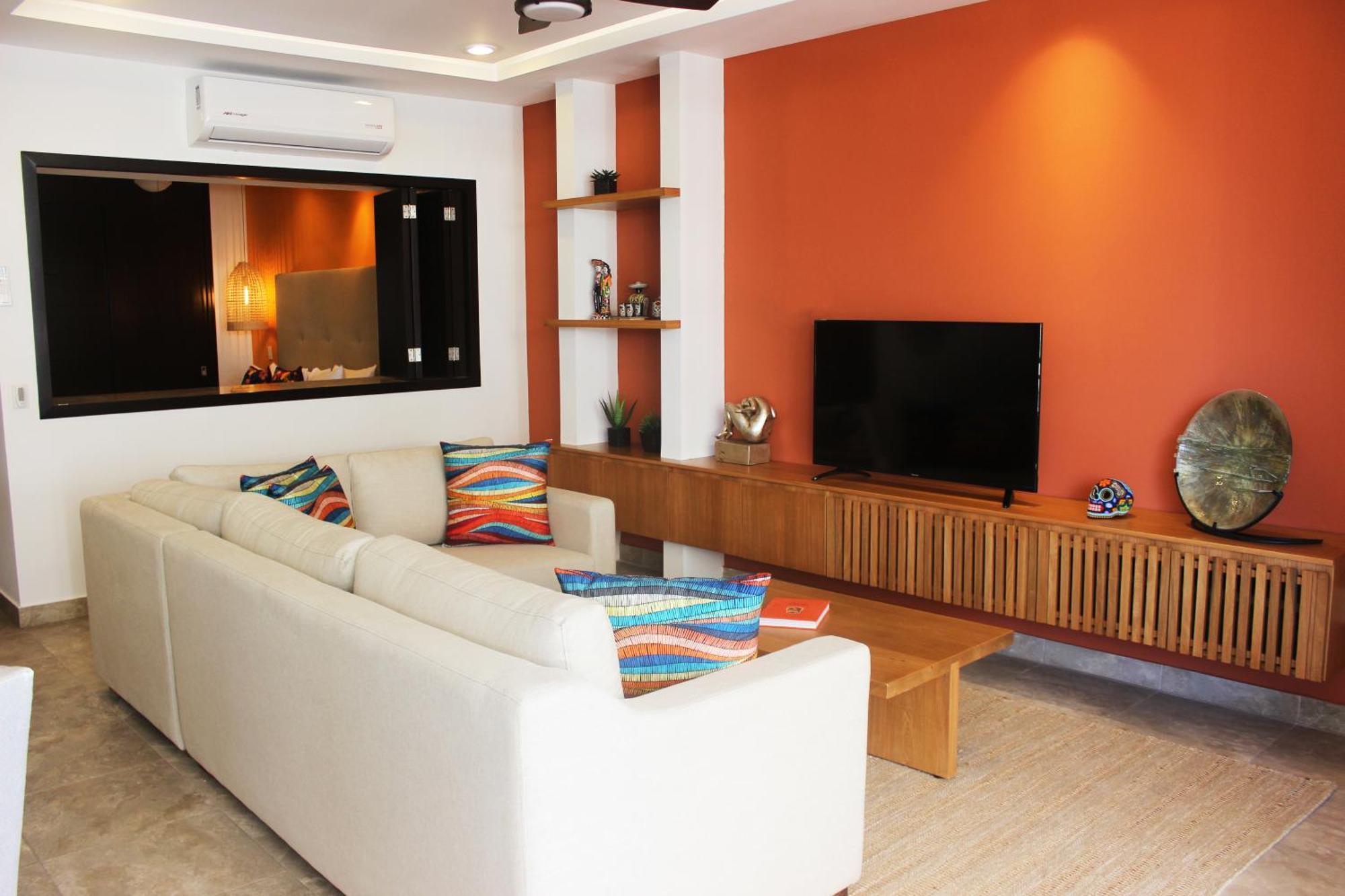 Pinnacle 180 Apartment *