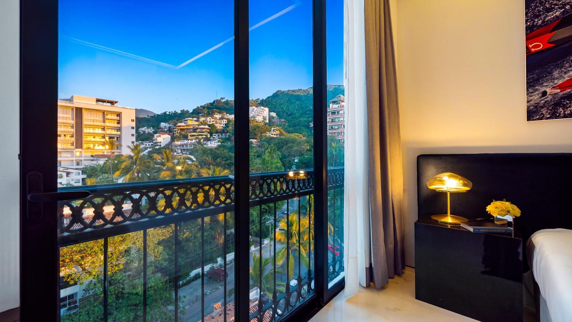Pier 57 - 710 Fabulous & Luxurious 2 Bedroom Penthouse Puerto Vallarta