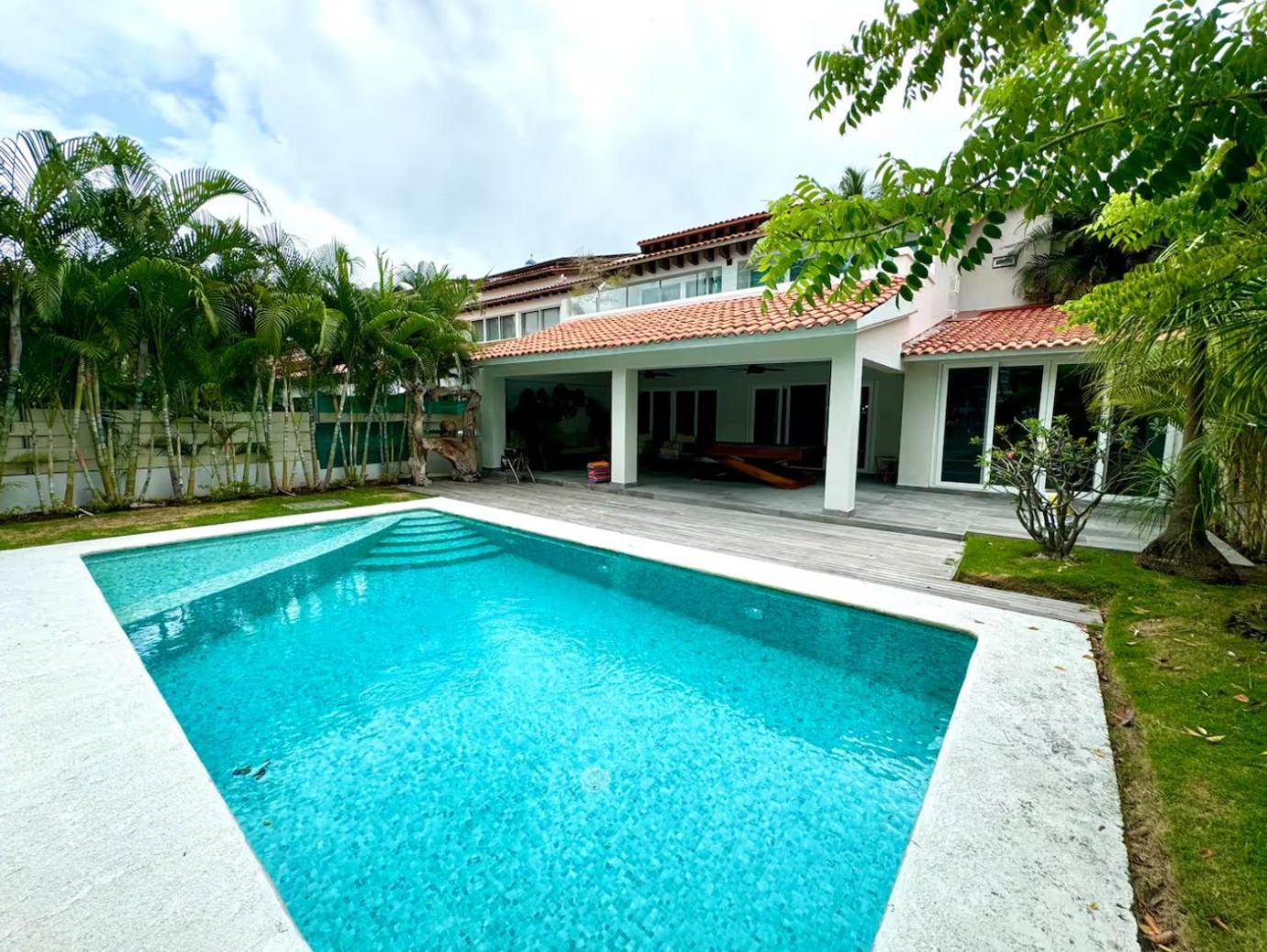 Marina Vallarta Golf And Pool