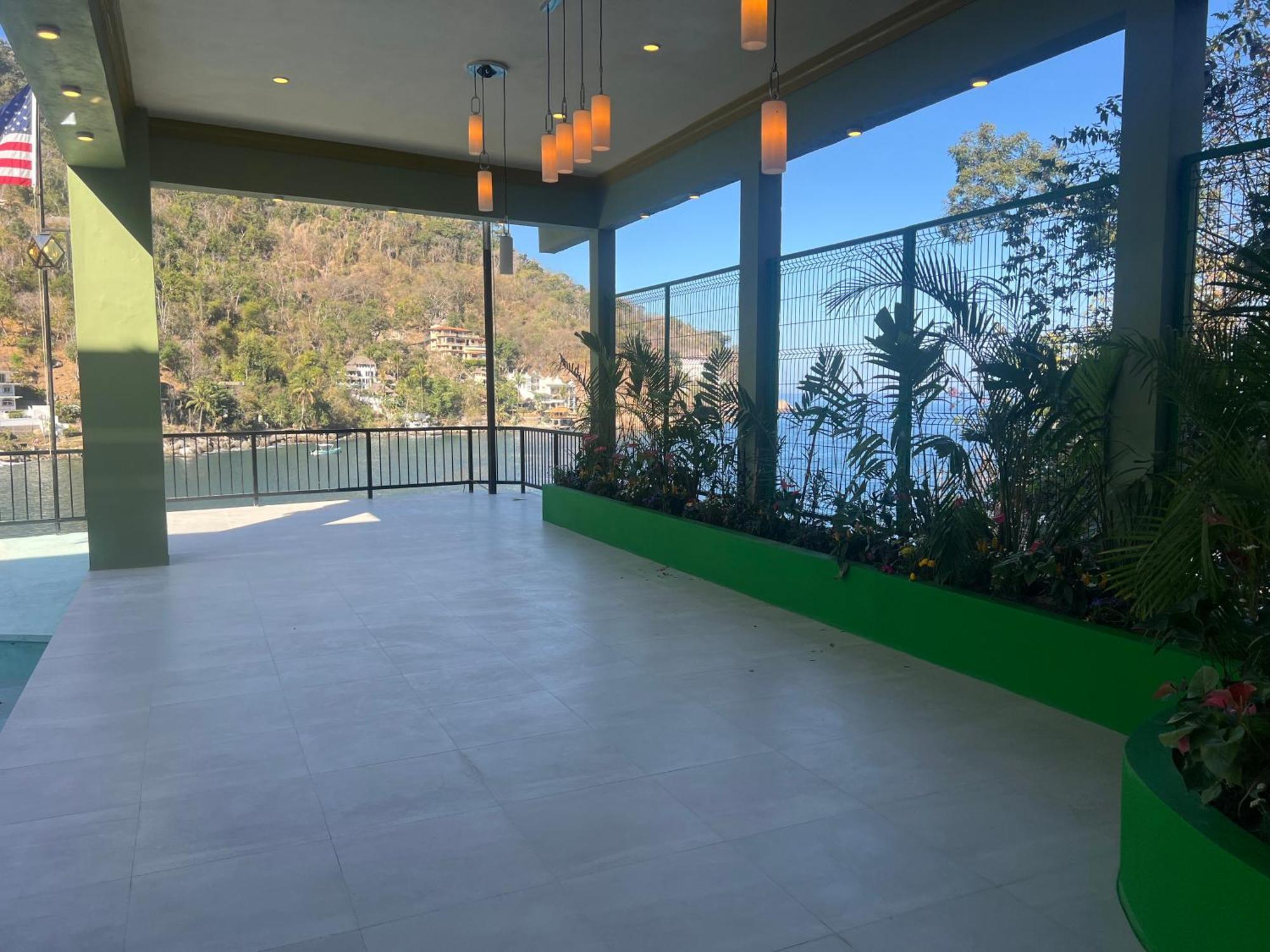 South Shore Luxury Suites, Puerto Vallarta