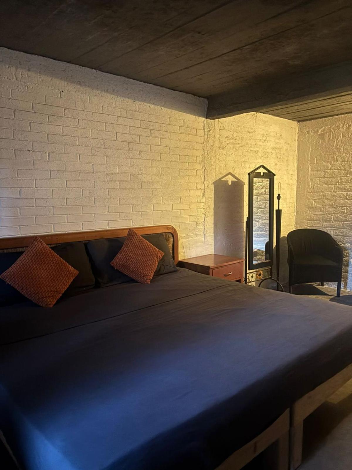 Canova & Pizza Hostel Puerto Vallarta