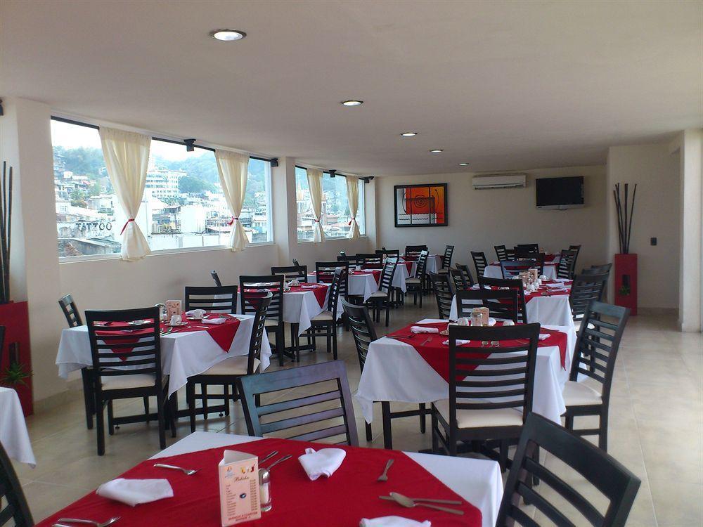 Hotel Portonovo Plaza Malecon