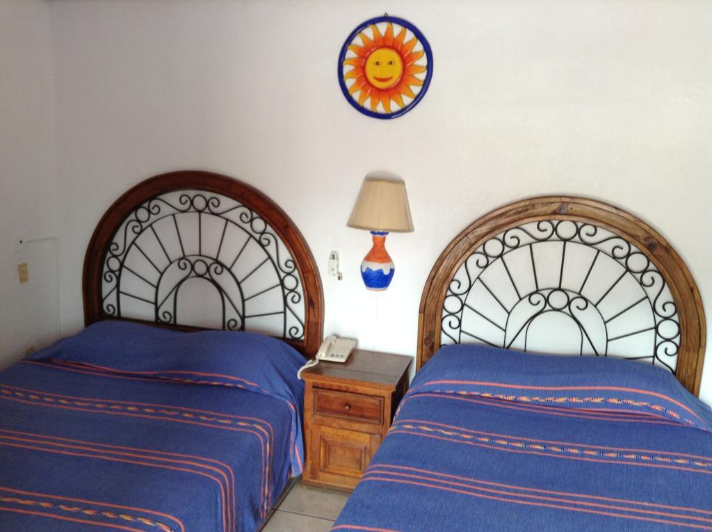 Hotel & Coral