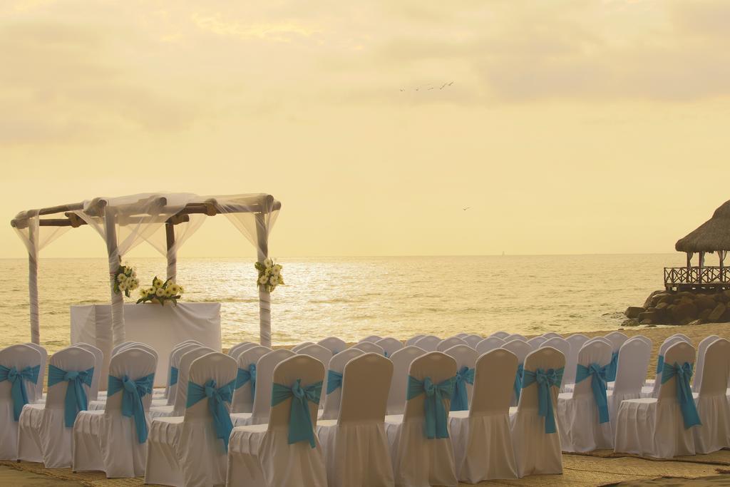 Crown Paradise Club Puerto Vallarta