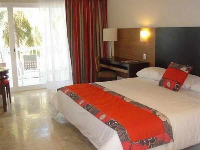 Krystal Vallarta 4*
