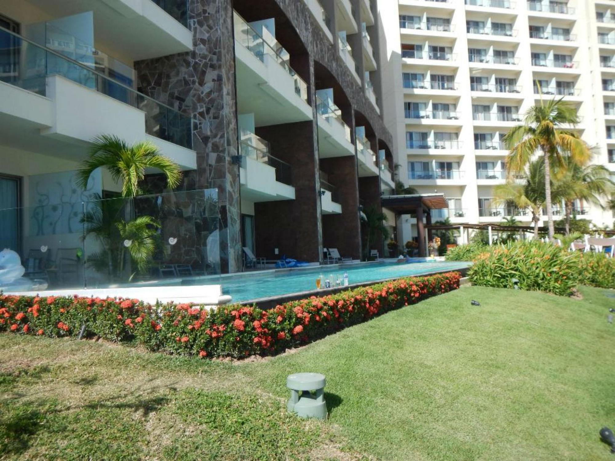 Resort Dreams Vallarta Bay & 5*