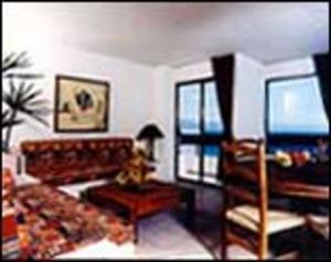 Hotel Torre De Oro