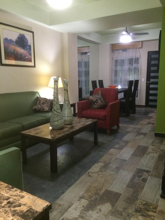 Condominio De Las Brisas *