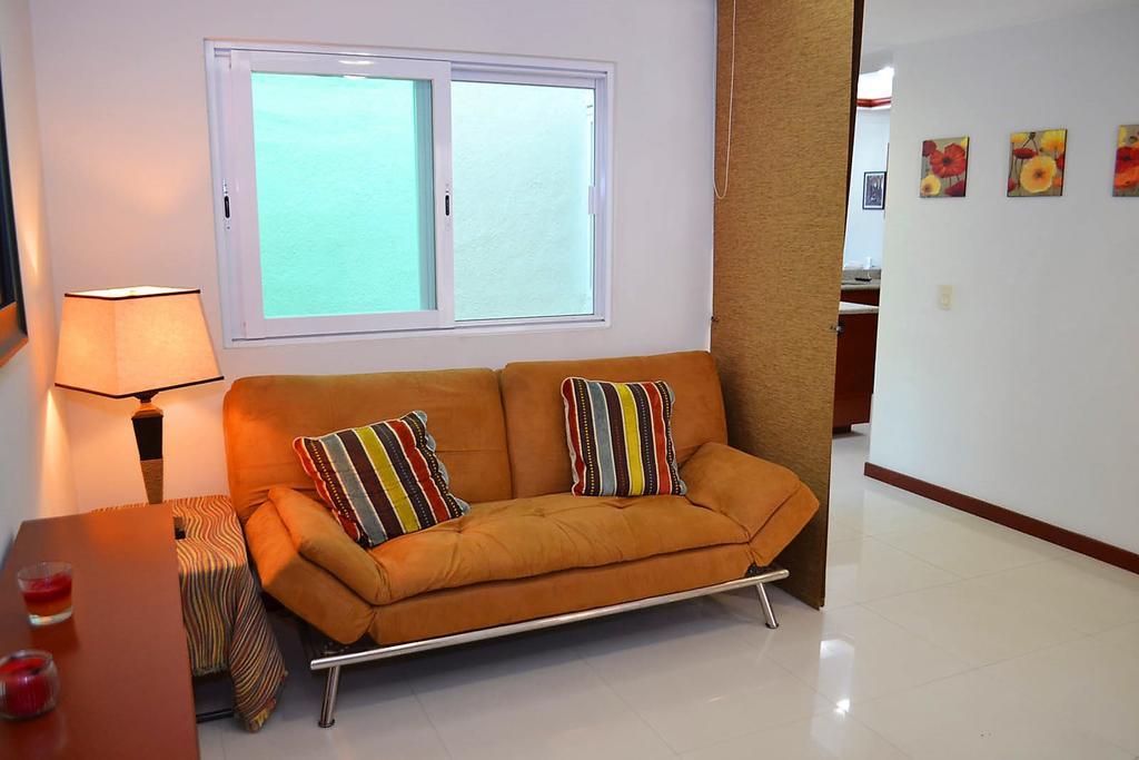 Apartment Torre Diamante 5 *