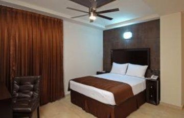Portonovo Plaza Malecon Hotel