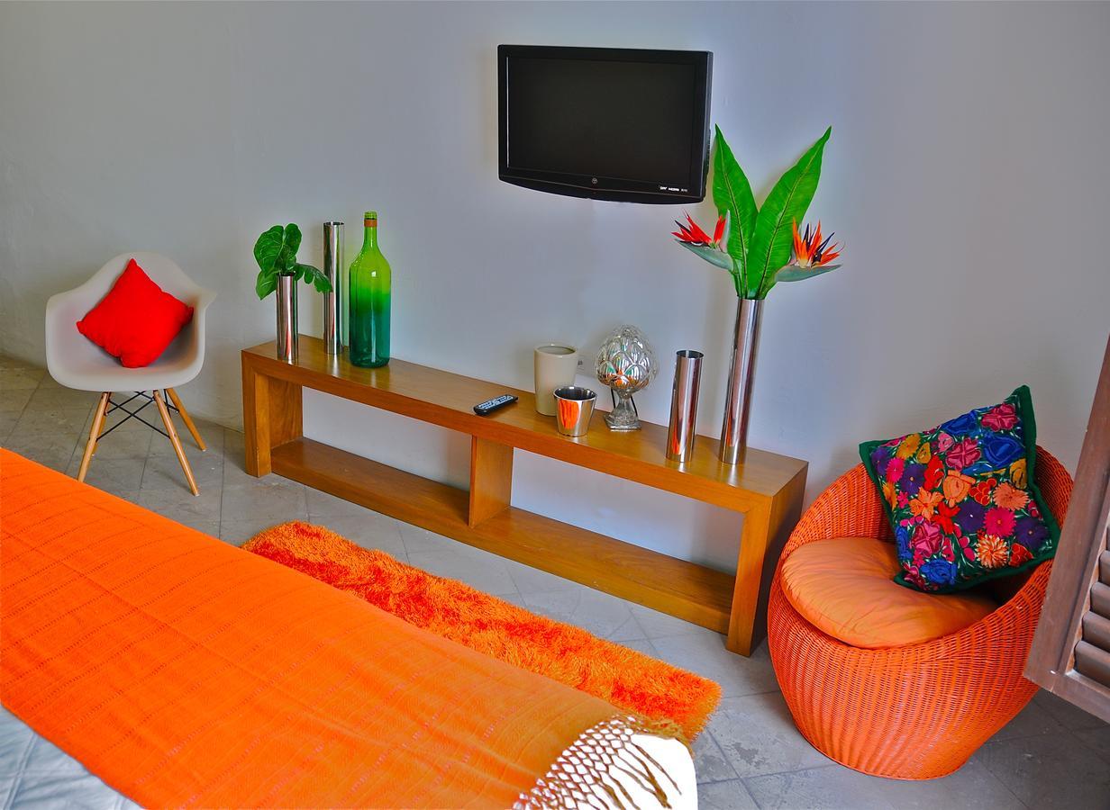 Mercedes Petit Hotel-adults Only Hotel Puerto Vallarta