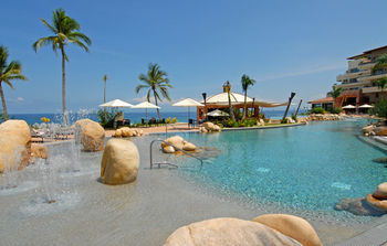 Garza Blanca 3 Bedroom 5*