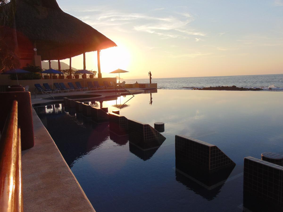 Los Palmares, * Puerto Vallarta