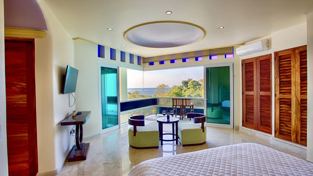 Armonia Luxury Boutique Hotel