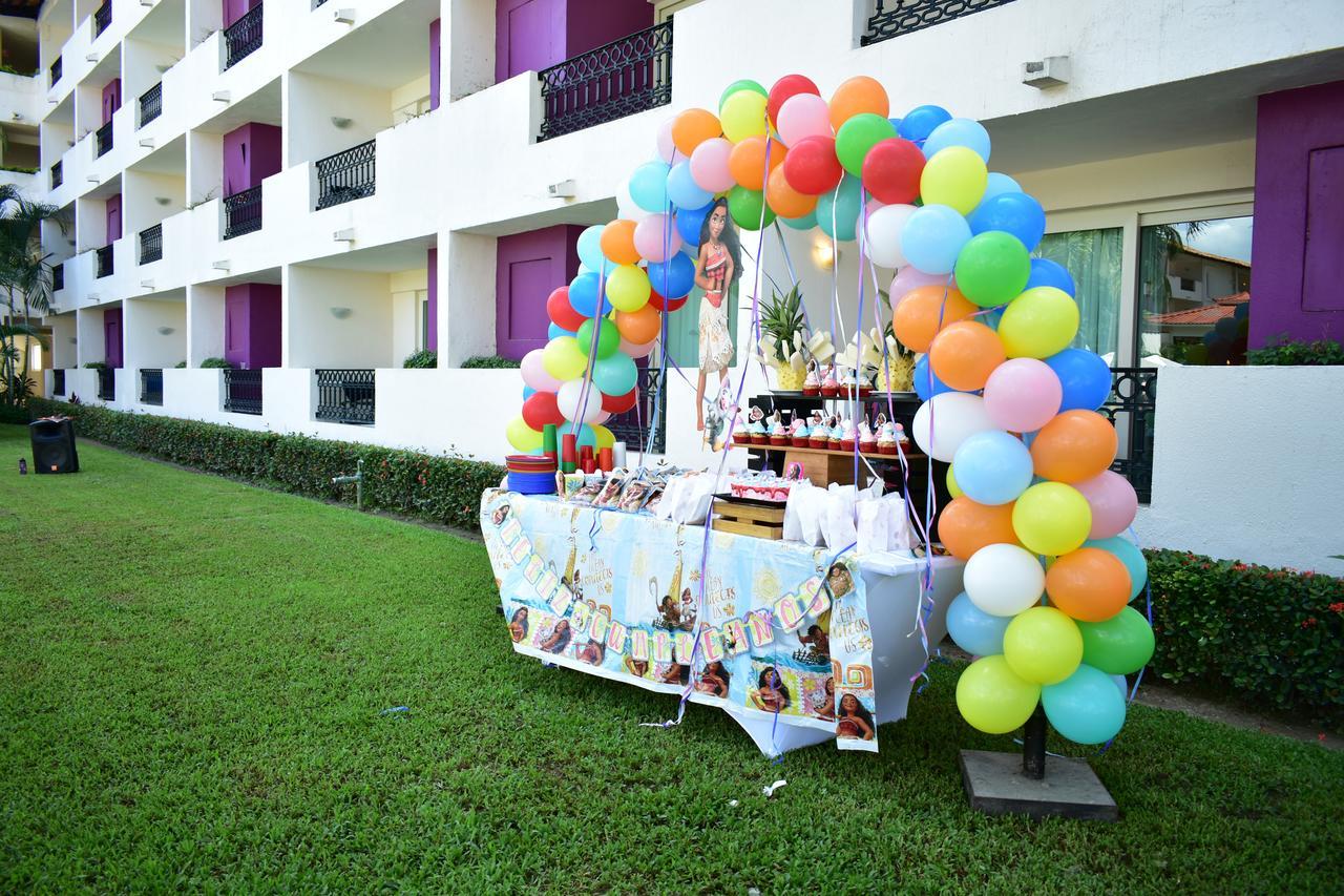 Crown Paradise Club Puerto Vallarta