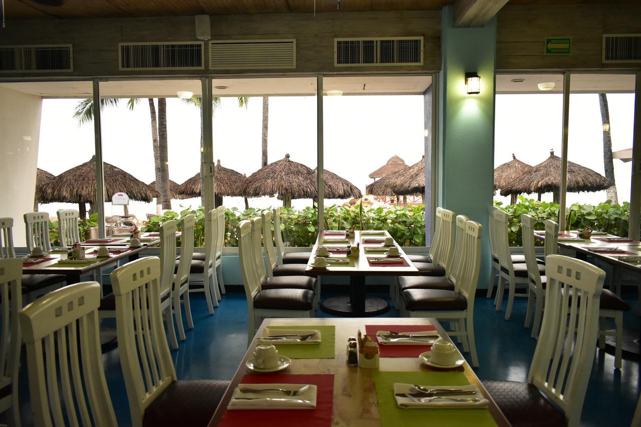 Resort Crown Paradise Club