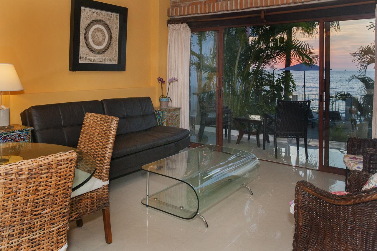 Vallarta Shores Apartahotel 4*