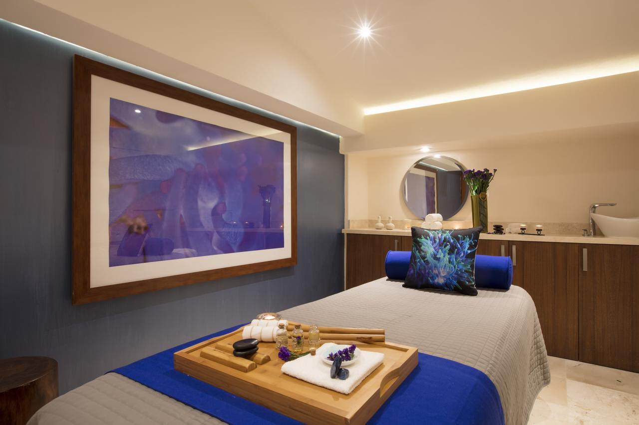 Crown Paradise Club 4*