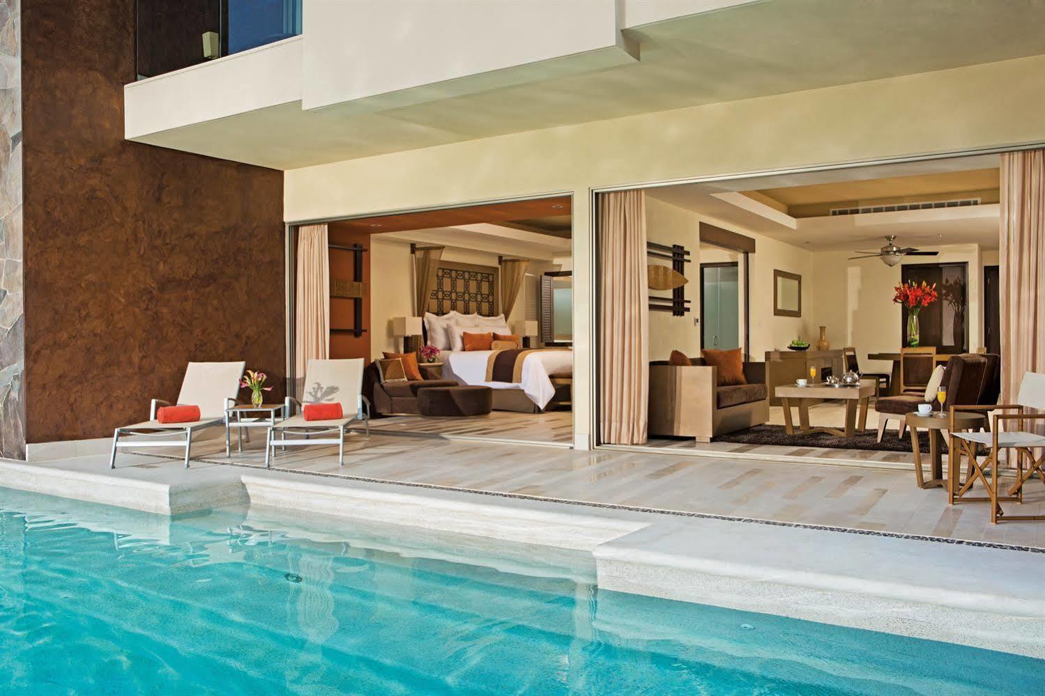 Dreams Vallarta Bay & 5* Puerto Vallarta