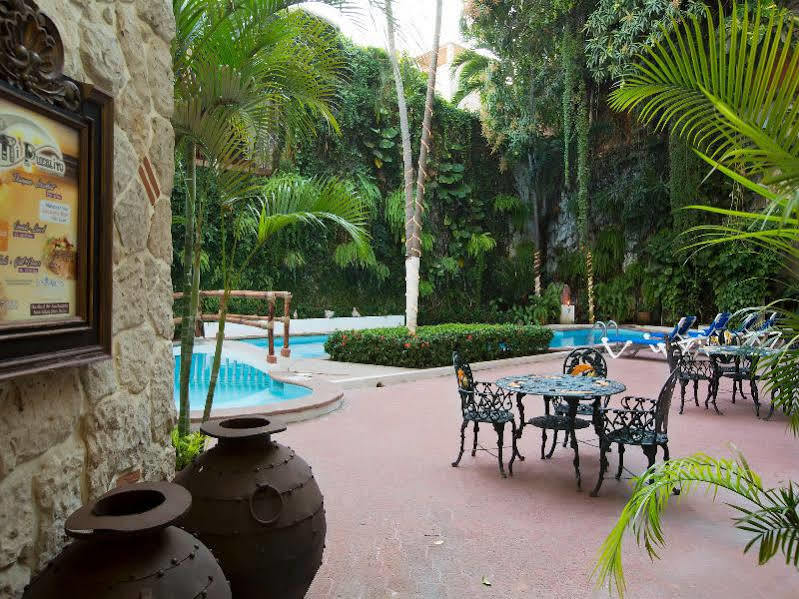 Hotel Arcos Puerto Vallarta