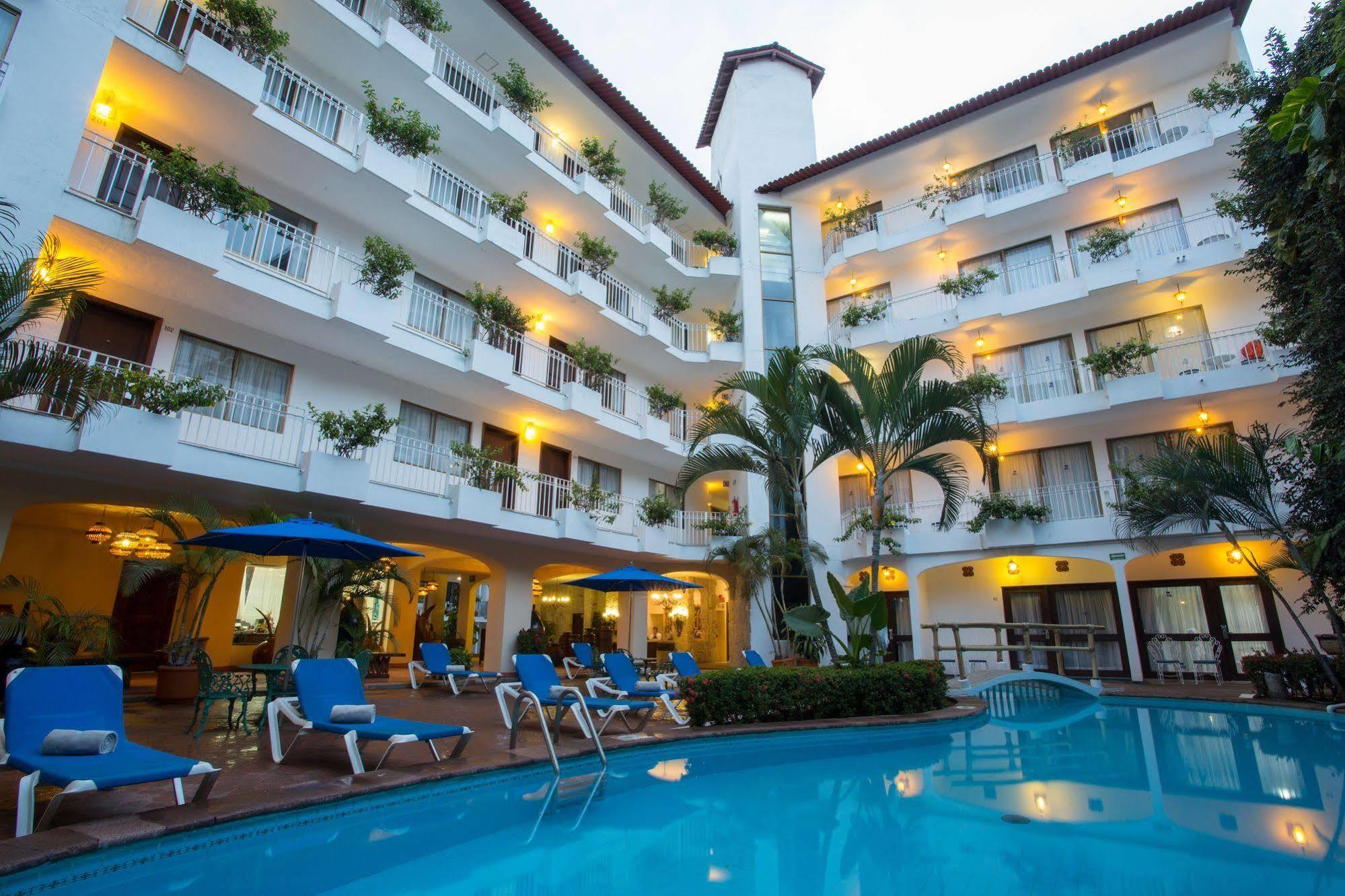 Hotel Arcos Puerto Vallarta