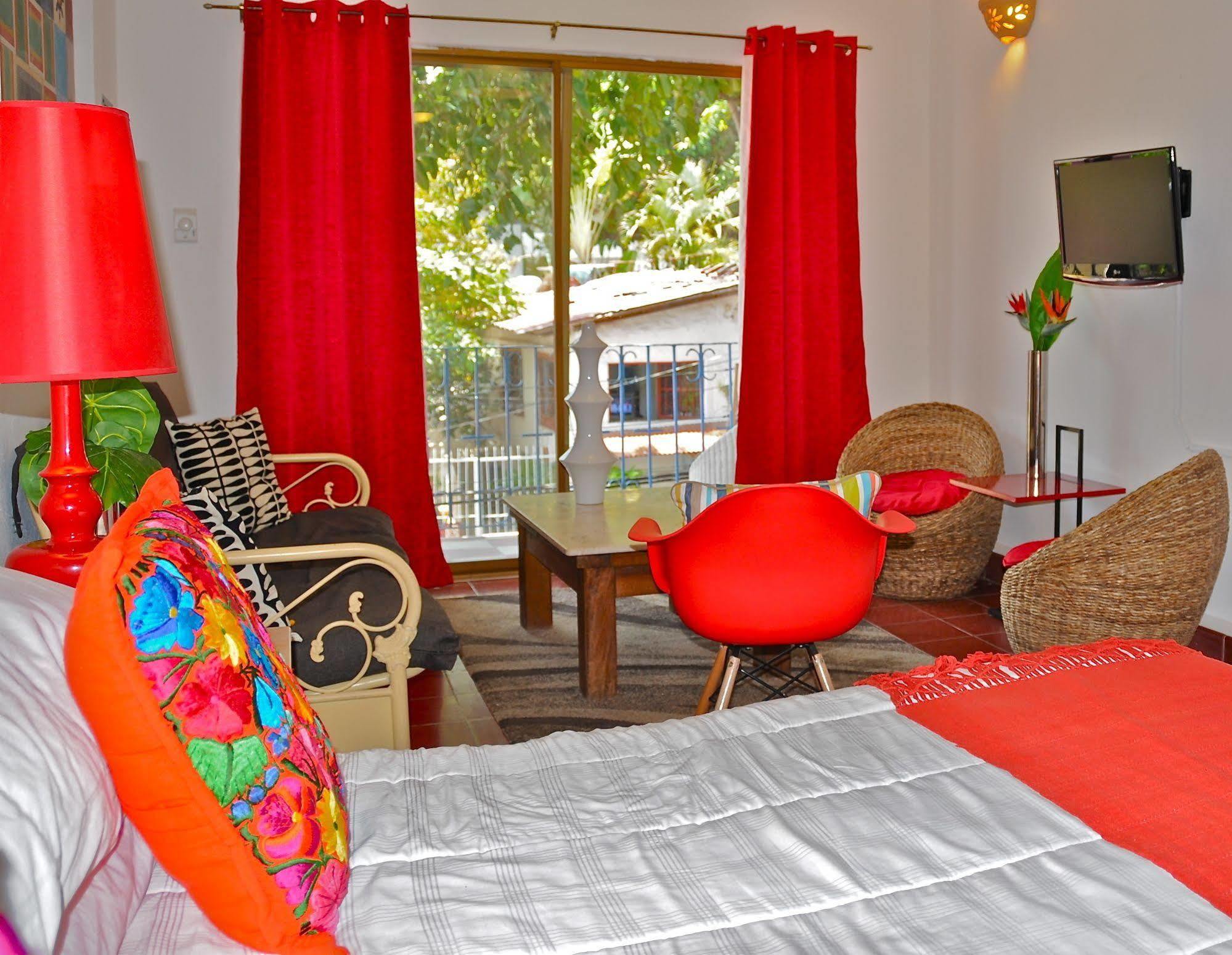 Mercedes Petit Hotel-adults Only Hotel 3*