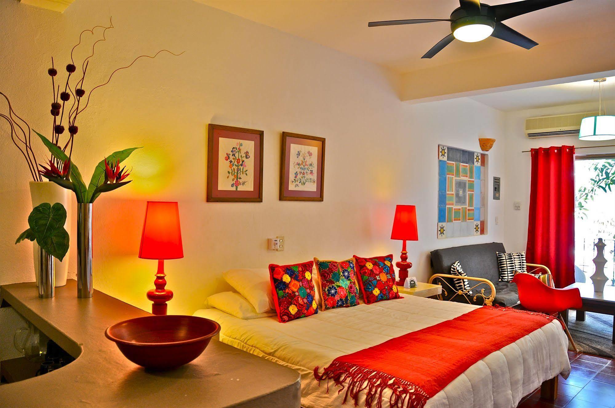 Hotel Mercedes Petit Hotel-adults Only Puerto Vallarta