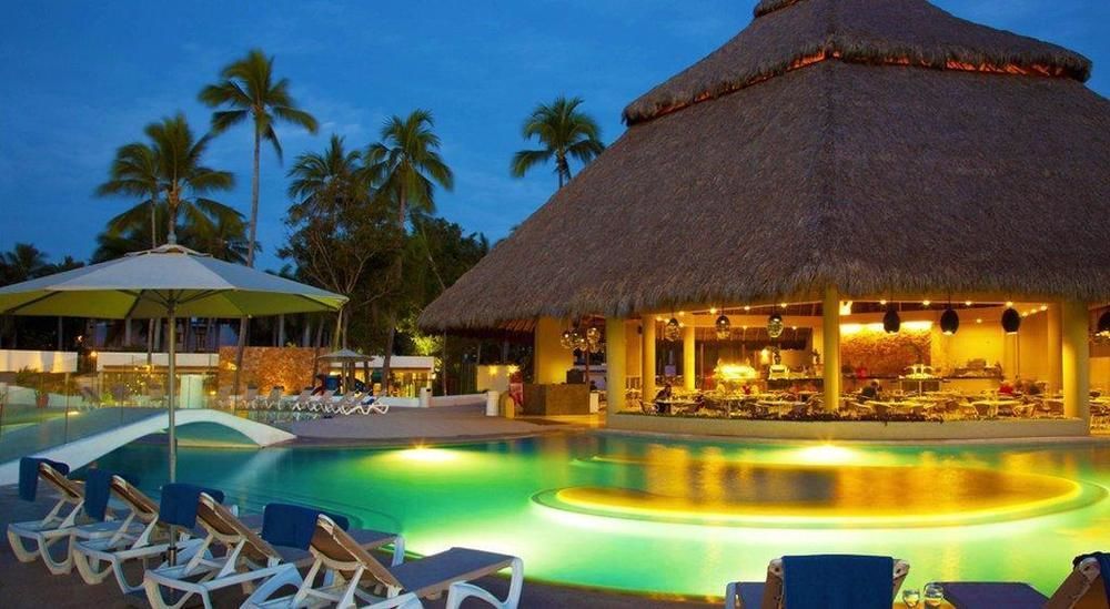 Krystal Vallarta Resort