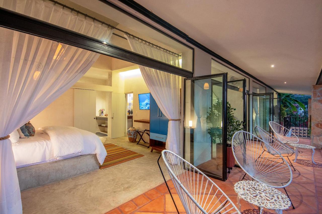 The Pool House By Casa Muni Bed & Breakfast *
