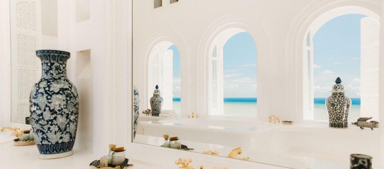 Hotel By G Casa Cuixmala Suites 3*