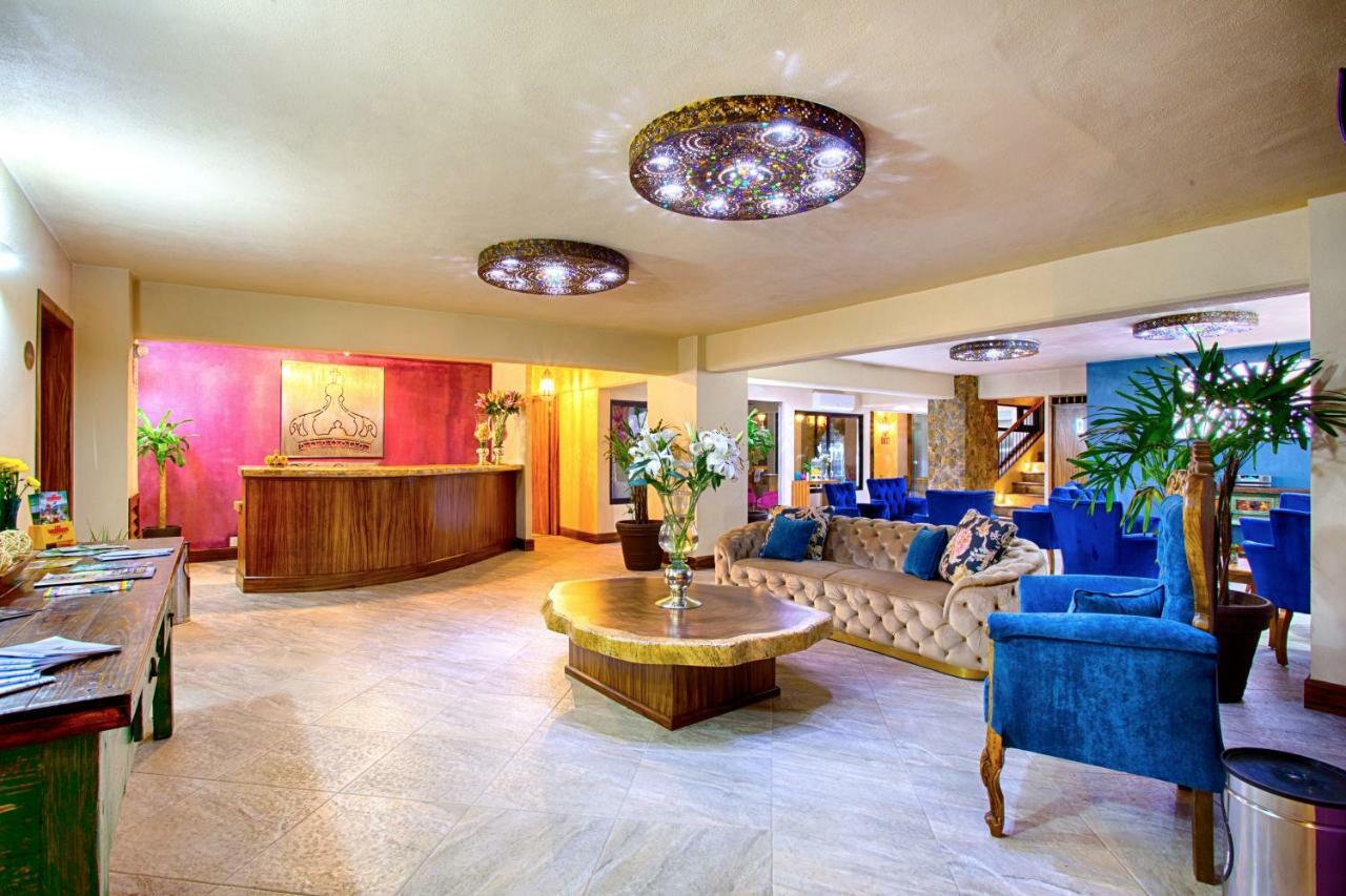 Vista Corona Luxury Hotel Puerto Vallarta