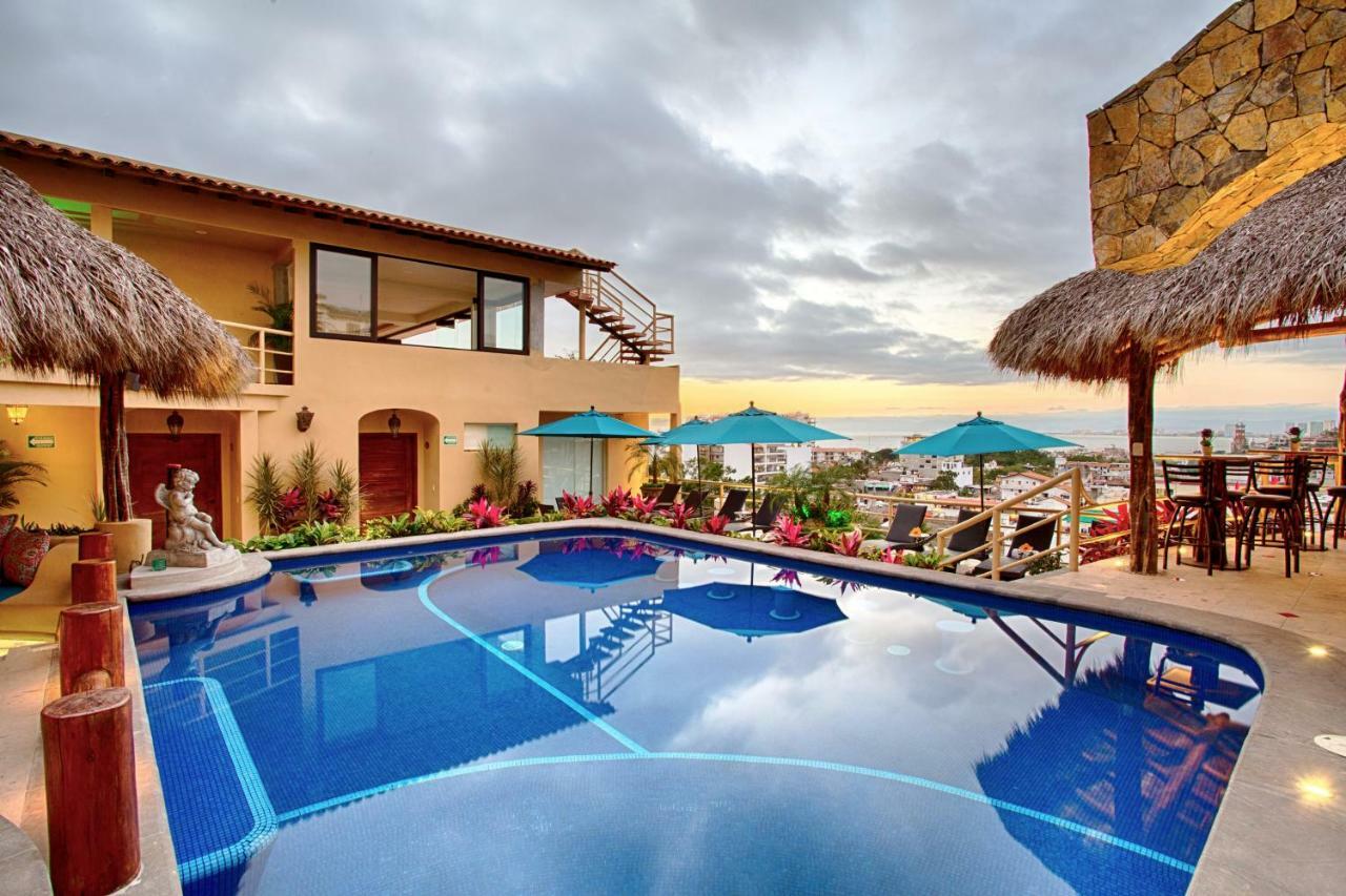 Vista Corona Luxury Hotel 5*