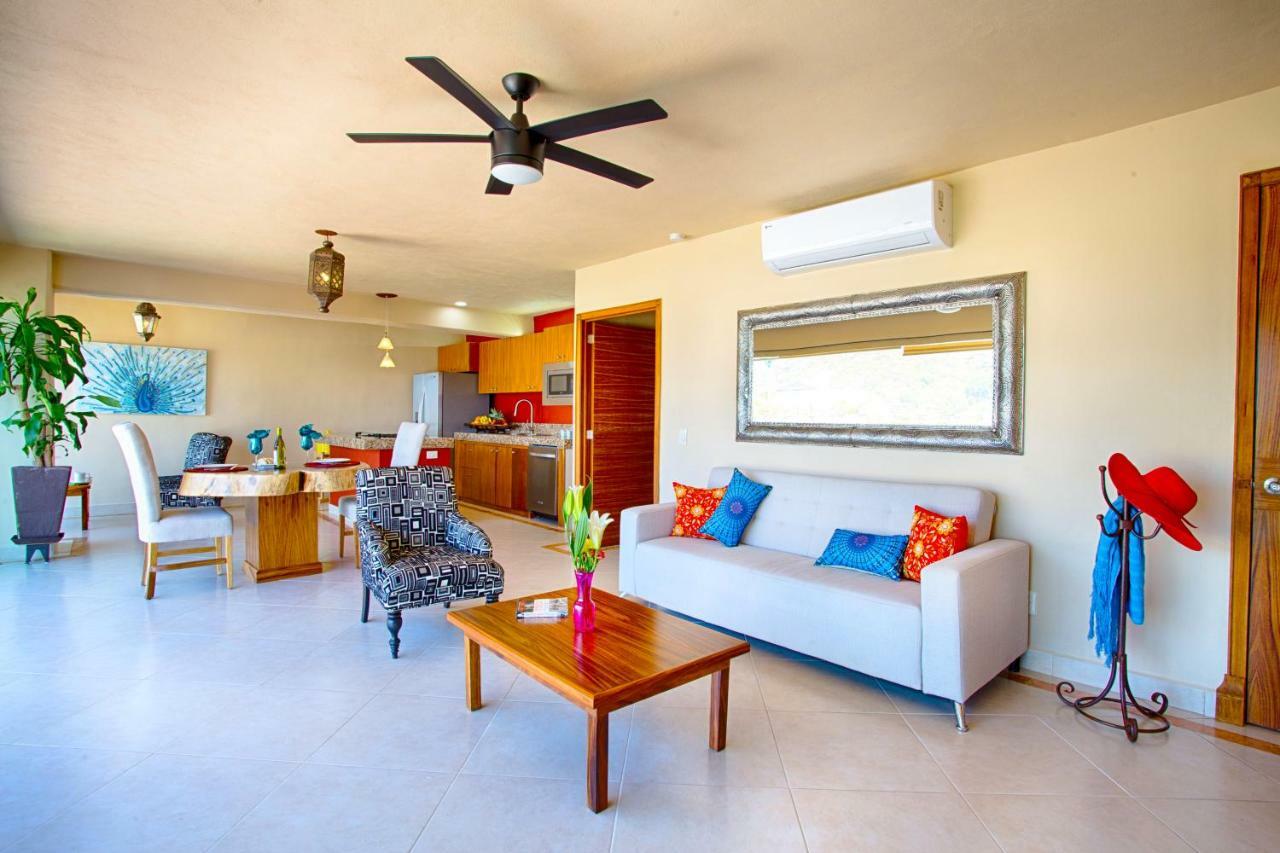 Vista Corona Luxury Hotel