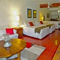 Mercedes Petit Hotel-adults Only Hotel Puerto Vallarta