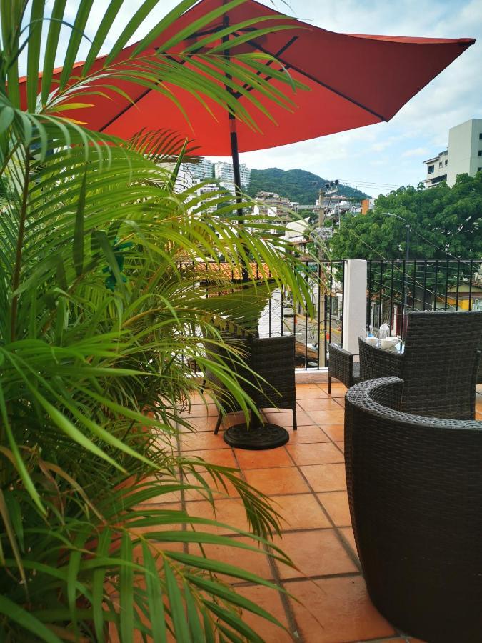 Vela Lounge & Pv - Male Only Hostel Puerto Vallarta