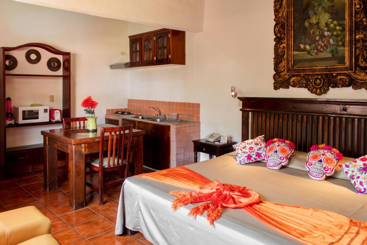 Hotel De Roger Puerto Vallarta