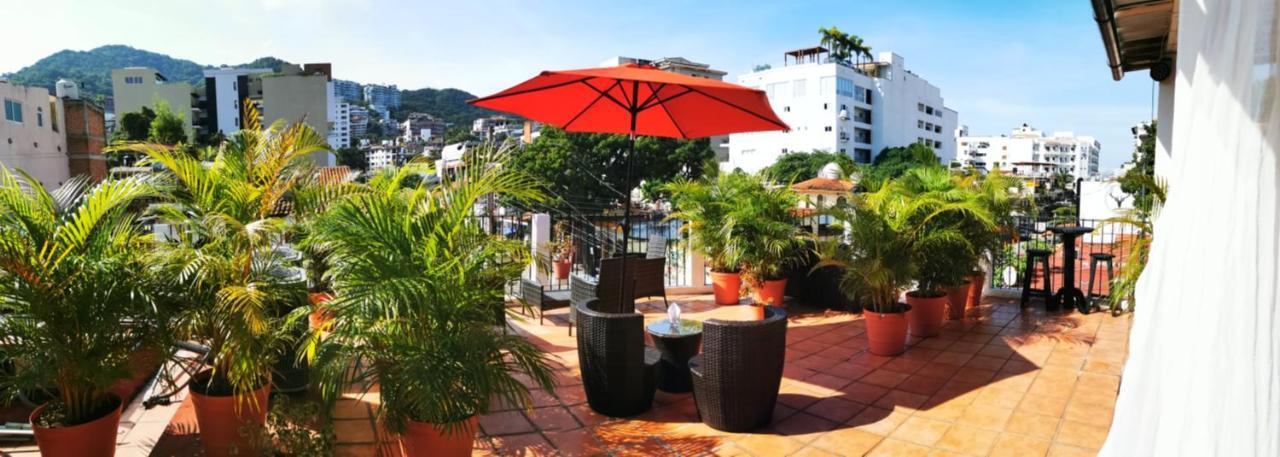 Vela Lounge & Pv - Male Only