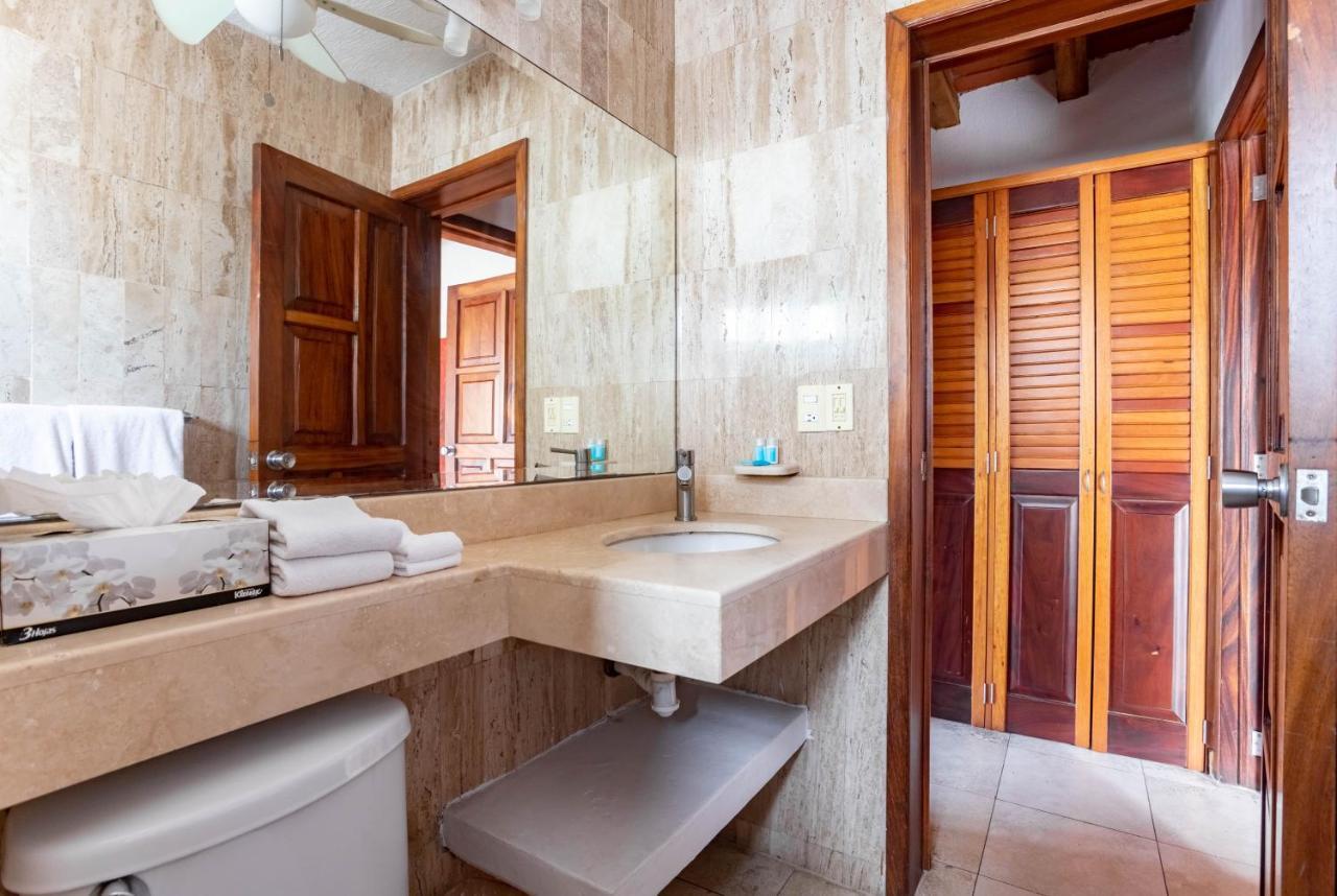 Olas Altas Departamentos Hotel Puerto Vallarta